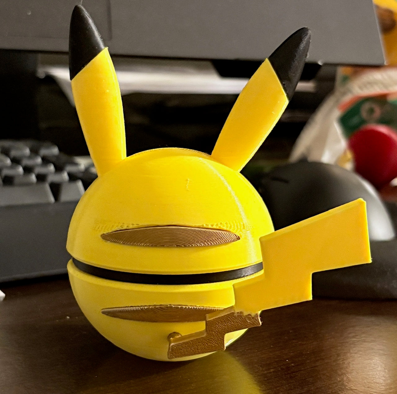 Pikachu Pokeball