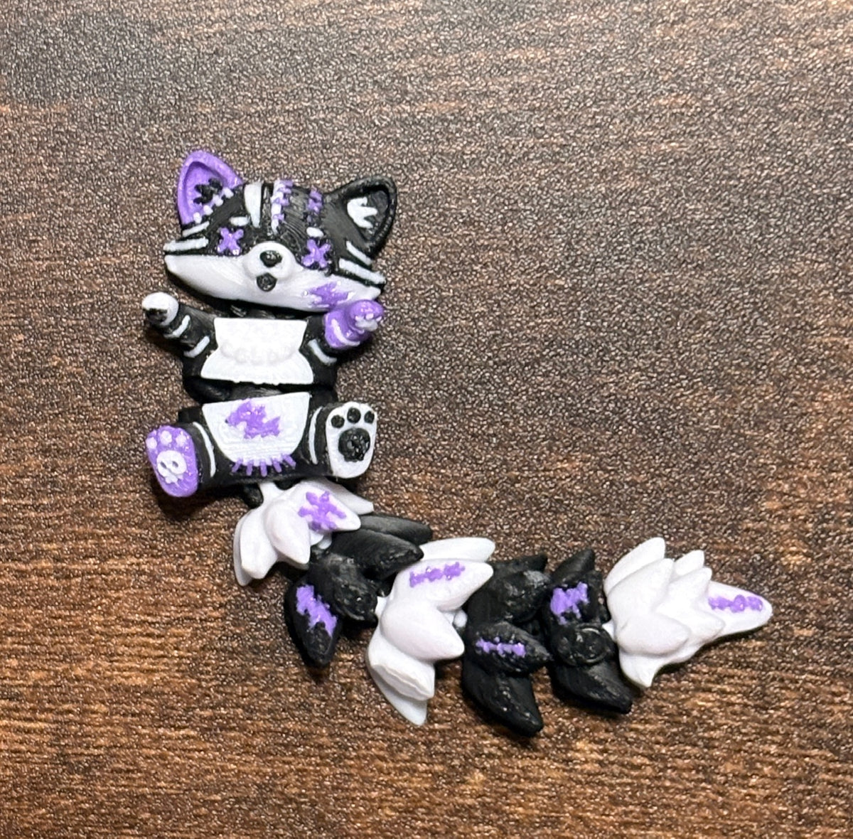 Fluffy Tails - Gothic Cat Flexi